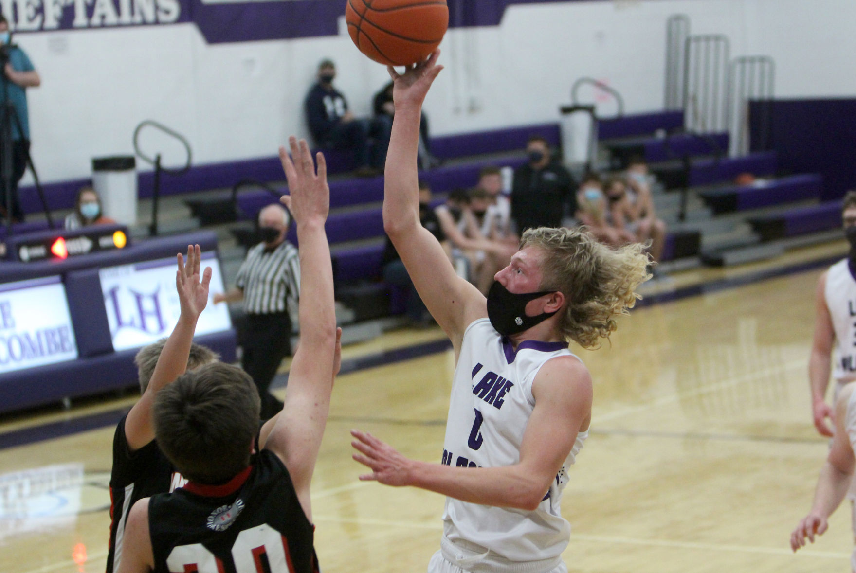 Winter at Lake Holcombe boys basketball 1-5-21